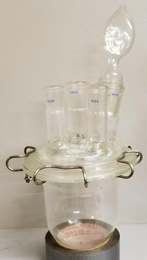 Used QuickFit MAF3/52 Reaction Flask - 800mL