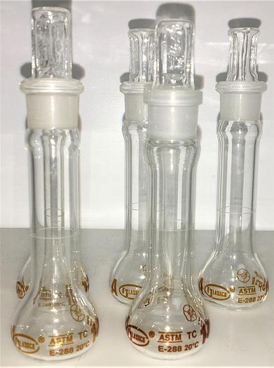 Used Glassco 134.536.02 Volumetric Flask with Stopper,  Class A - 10mL