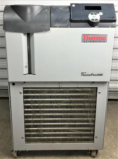 Used Thermo Scientific Neslab ThermoFlex 2500 Recirculating Chiller