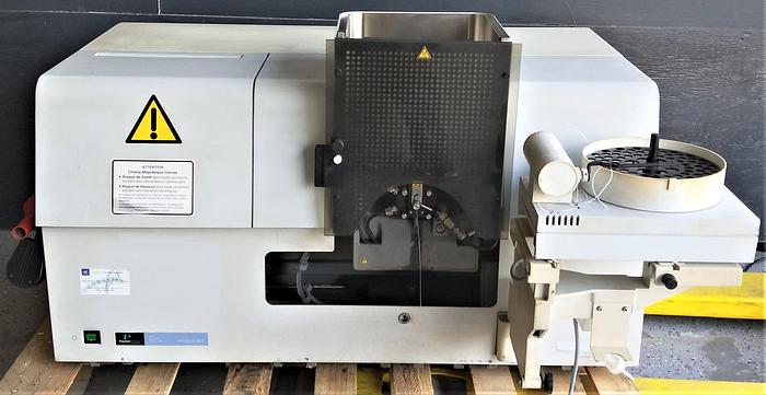 Used Perkin Elmer Aanalyst 800 AA Spectrometer with AS800 Autosampler and Cooling Accessory