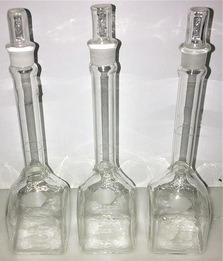 Used Kimble 28040-100 KIMAX Square Volumetric Flask, Class A - 100mL