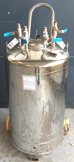 Used Pressurized Mixing-Storage Vessel (105 L / 30 Gallon)