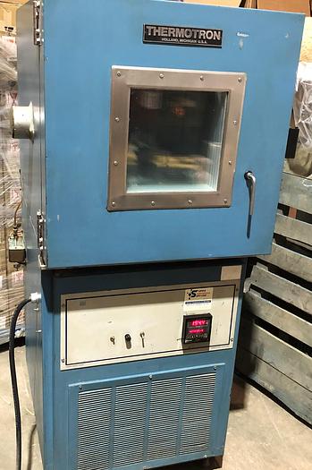 Used Thermotron SM-4S Mini-Max Environmental Test Chamber