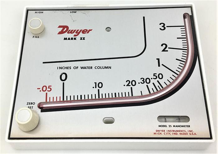 New Open Box Dwyer Mark II Model 25 Manometer - Range of 0-3.0" W.C.