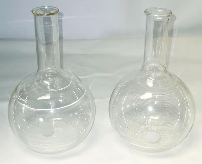 Used Corning PYREX 4060 (and Equivalent) 1000mL Florence Flat-Bottom Flask