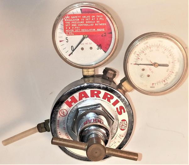 Used Harris 92-15 Multi-Stage Gas Regulator