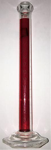 Used Corning PYREX 3046-25 Lifetime Red Graduated Cylinder with Beaded Rim - 25mL