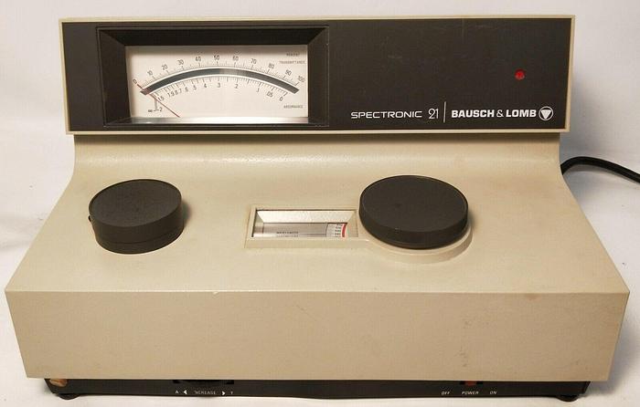 Used Bausch & Lomb Spectronic 21 (33.22.42) Visible Spectrophotometer (340 to 950nm)