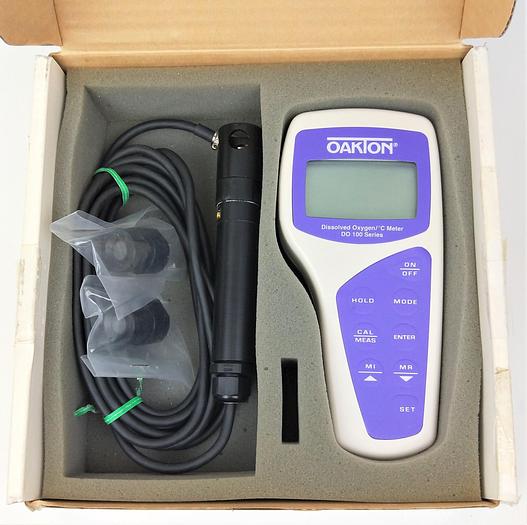 New Open Box Oakton DO 100 Series Portable Dissolved Oxygen Meter with Probe